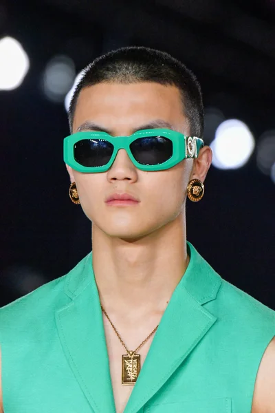 Look 59